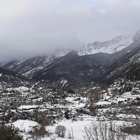 Apartamento Mendizalea By Bevalle Sallent de Gállego