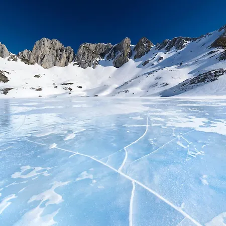 Mendizalea By Bevalle * Sallent de Gállego